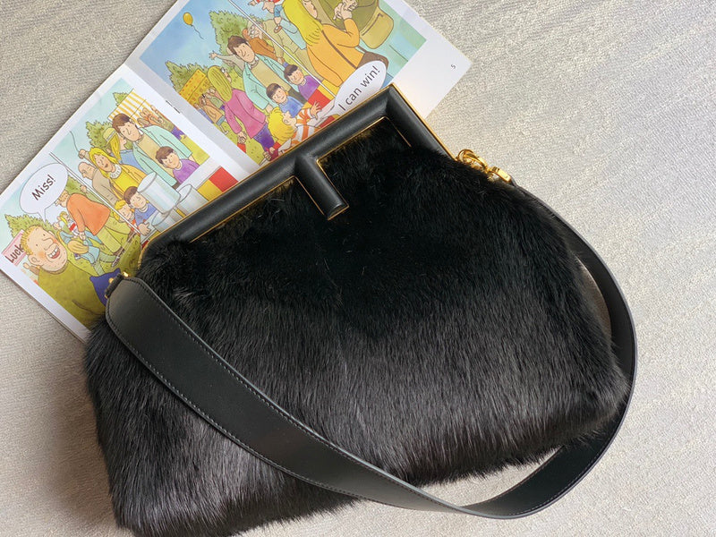 Ziva's Charm handbag – lifestyle view (32.5cm*15cm*23.5cm)