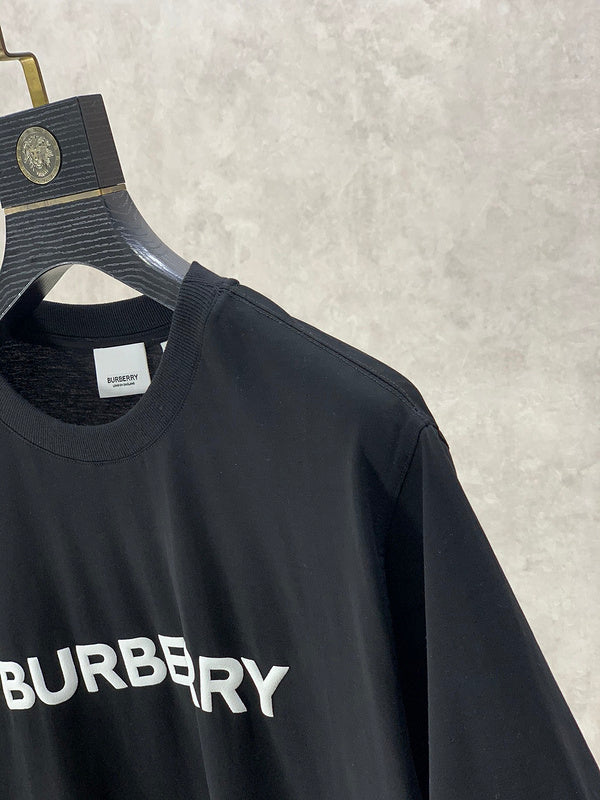 Three-quarter angle view of Burberry luxury piece style No.303