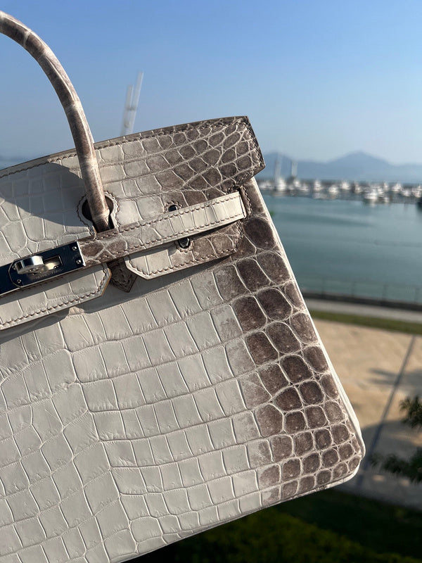 Modern handbag styled for everyday wear