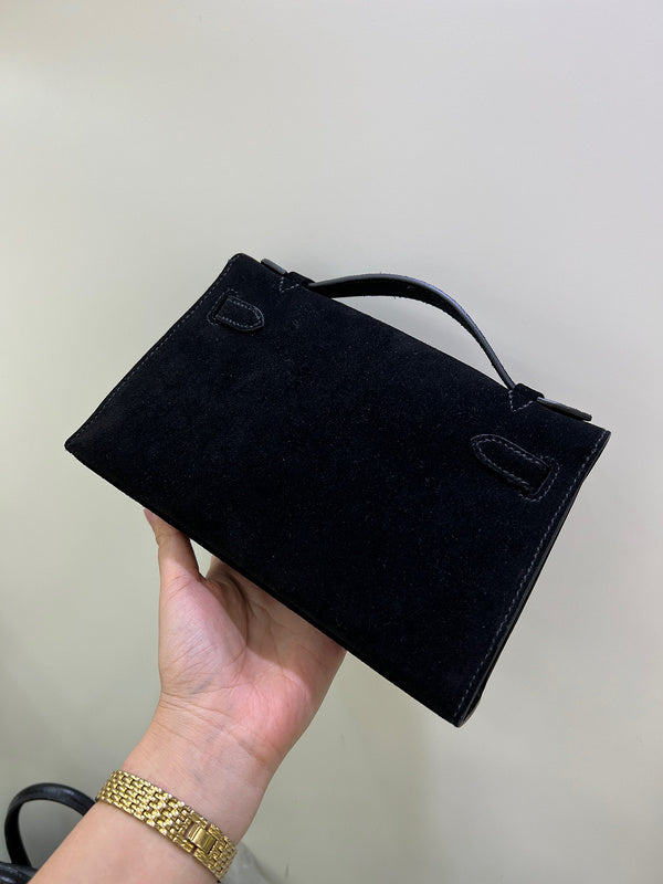 Considered handbag styled for everyday wear