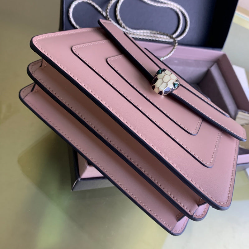 Timeless Vegan Leather Handbag - Sleek Minimalist Lines | Women's Premium Handbag #1725 - close-up detail shot (image 3) of designer-inspired handbag