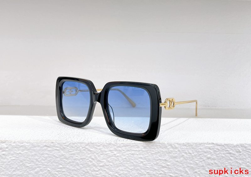 Front view of Louis Vuitton unisex sunglasses