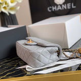 Zivas Charm Streamlined Design Designer Handbag (Timeless Wardrobe Addition) – Close-Up Detail