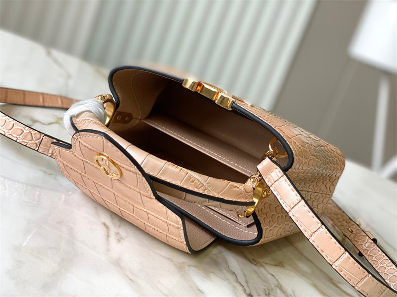  Smart everyday bag front view 25