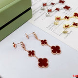 Side view of Van Cleef & Arpels unisex jewelry piece