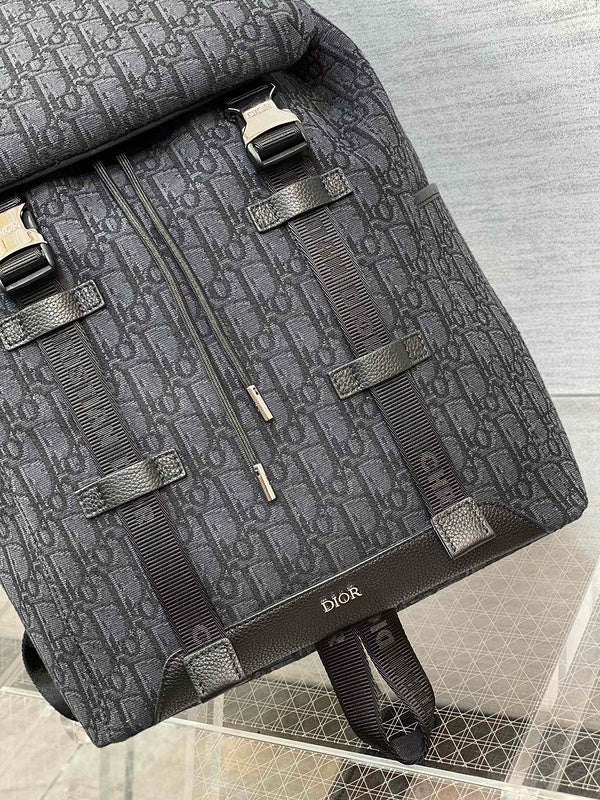 Interior view of elevated classic women's handbag – women's premium purse