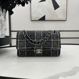 Zivas Charm Refined Everyday Style Designer Handbag (Signature Shape & Finish) – Close-Up Detail