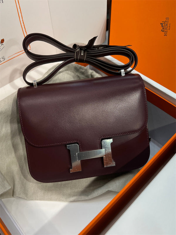 Clean-Lined bag women's premium everyday handbag