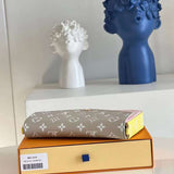 Styled lifestyle shot of elevated refined women's handbag – women's designer-style accessory