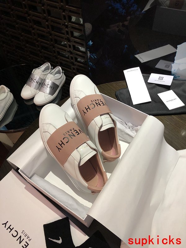 Givenchy shoes Style 086 - front view, sleek modern silhouette