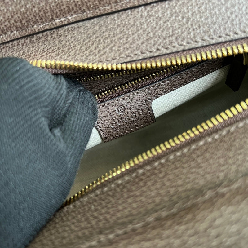 Side profile of signature sleek women's handbag – women's everyday handbag