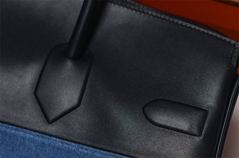  statement everyday bag detail view showing craftsmanship 8