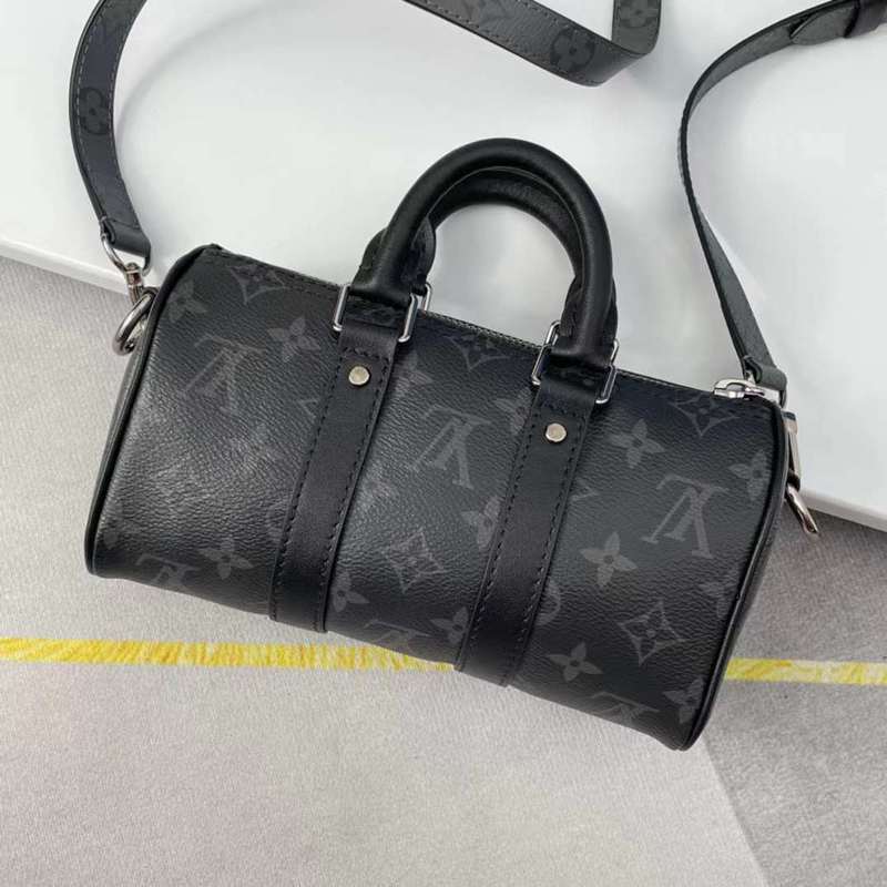 Interior view of elevated modern women's handbag – women's designer-style accessory