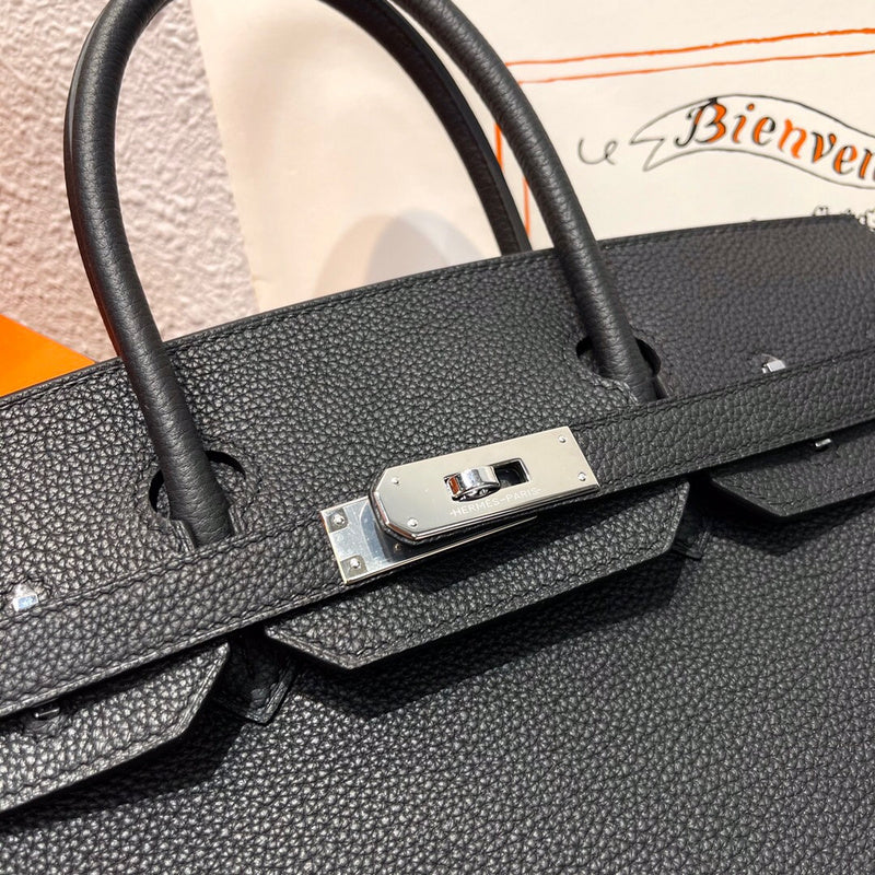 Contemporary handbag styled for everyday wear
