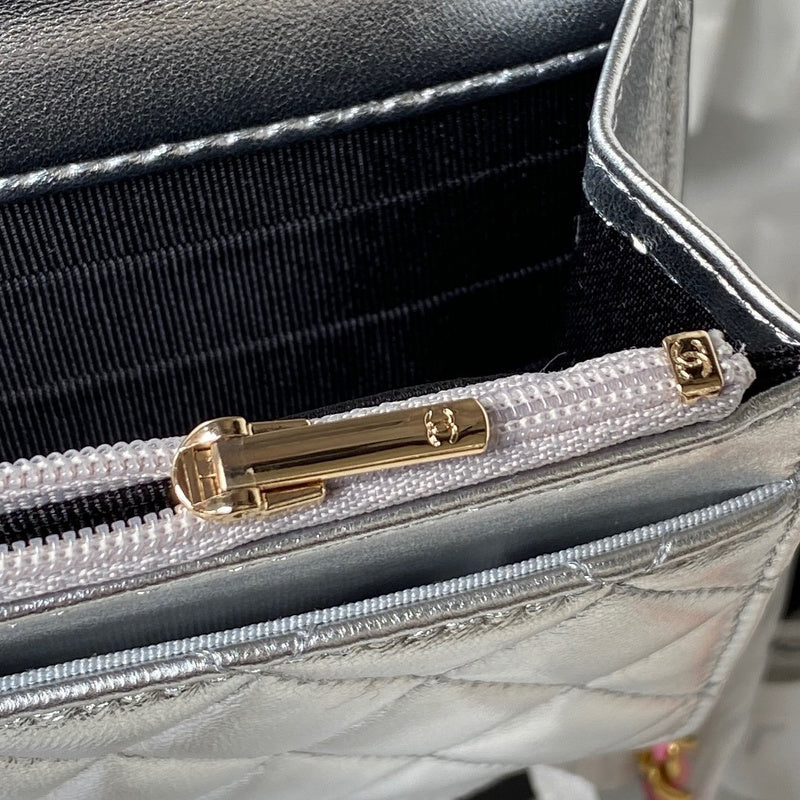  versatile purse view 9