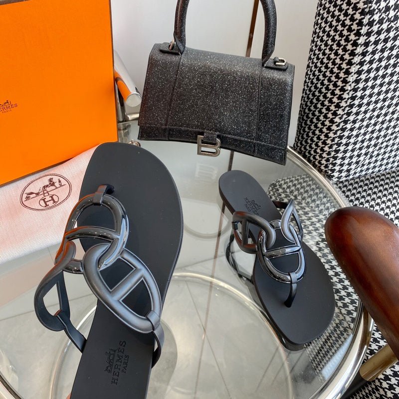 Hermes shoes Style 326 - logo and branding close-up (alternate angle)
