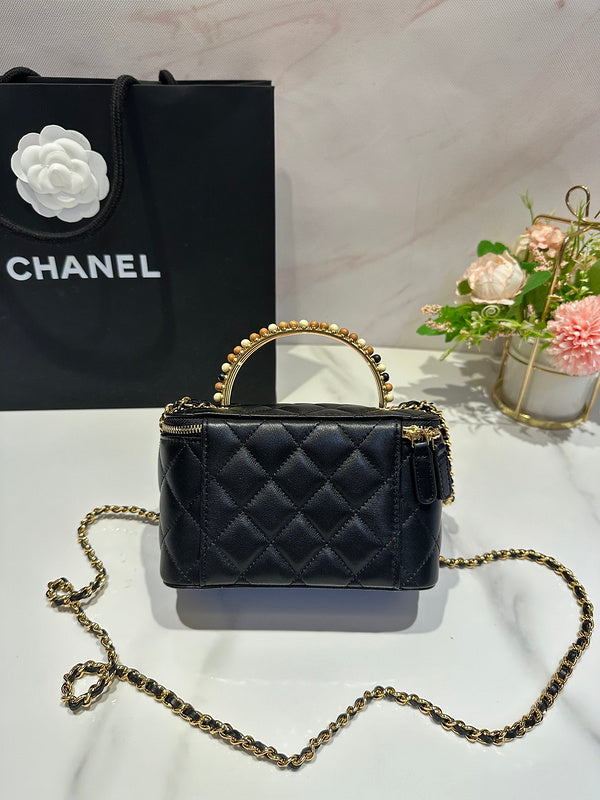 Ziva's Charm handbag – lifestyle view (one versatile size)