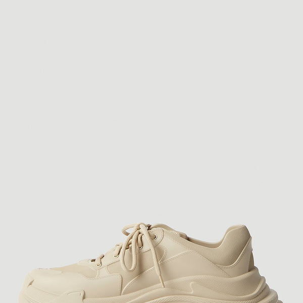 Balenciaga athletic side profile designer luxury fashion