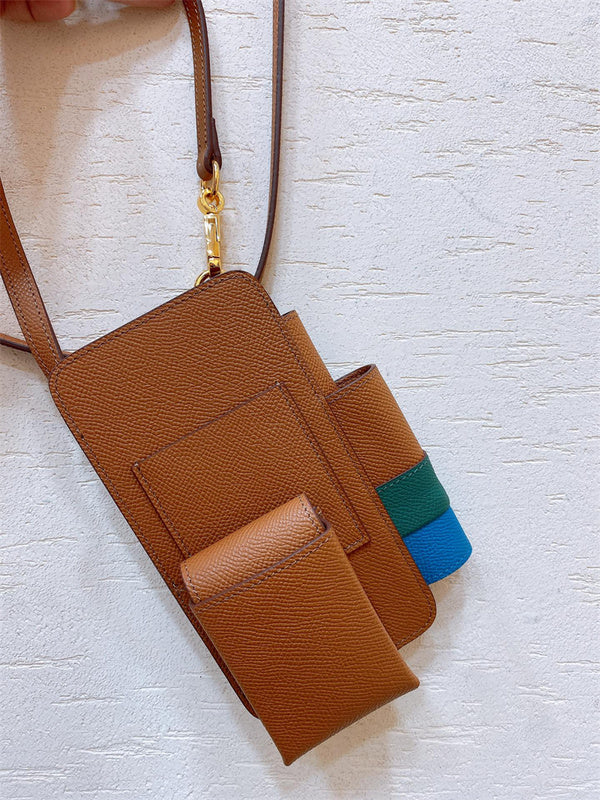 Side view of balanced structured handbag