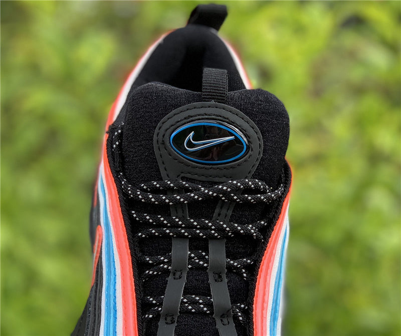 Nike Men's & Women's Luxury Fashion Trainers — Style 090 angle view