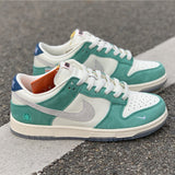 Nike Men's & Women's Premium Designer Sneakers — Style 178 hardware detail