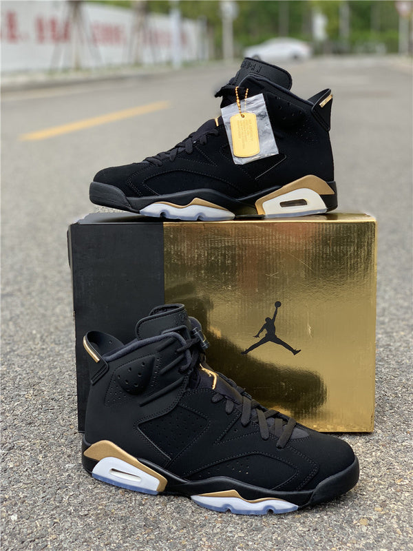 Nike Men's & Women's Premium Designer Sneakers — Style 010 interior view