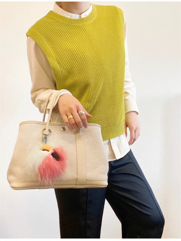  Effortless everyday bag carried on shoulder 16