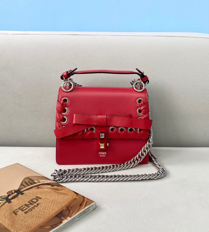 Ziva's Charm handbag – back view (25cm*10cm*18cm)