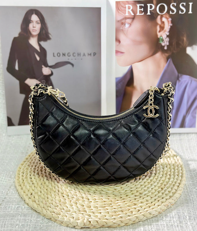  women's handbag, versatile design, view 4
