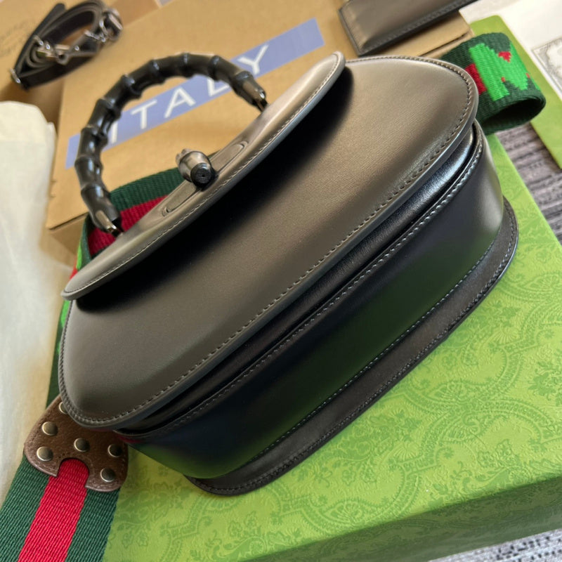 Interior view of streamlined premium bag