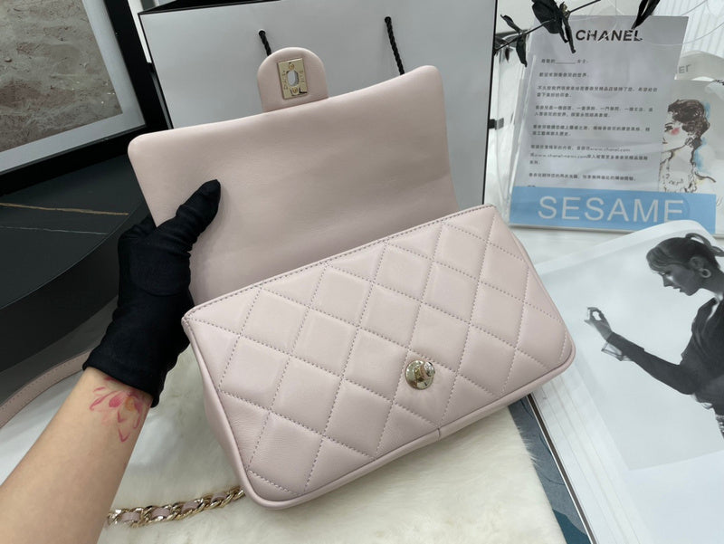  mid purse view 5