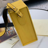 Ziva's Charm handbag – product shot (10.5cm*17cm*7cm)