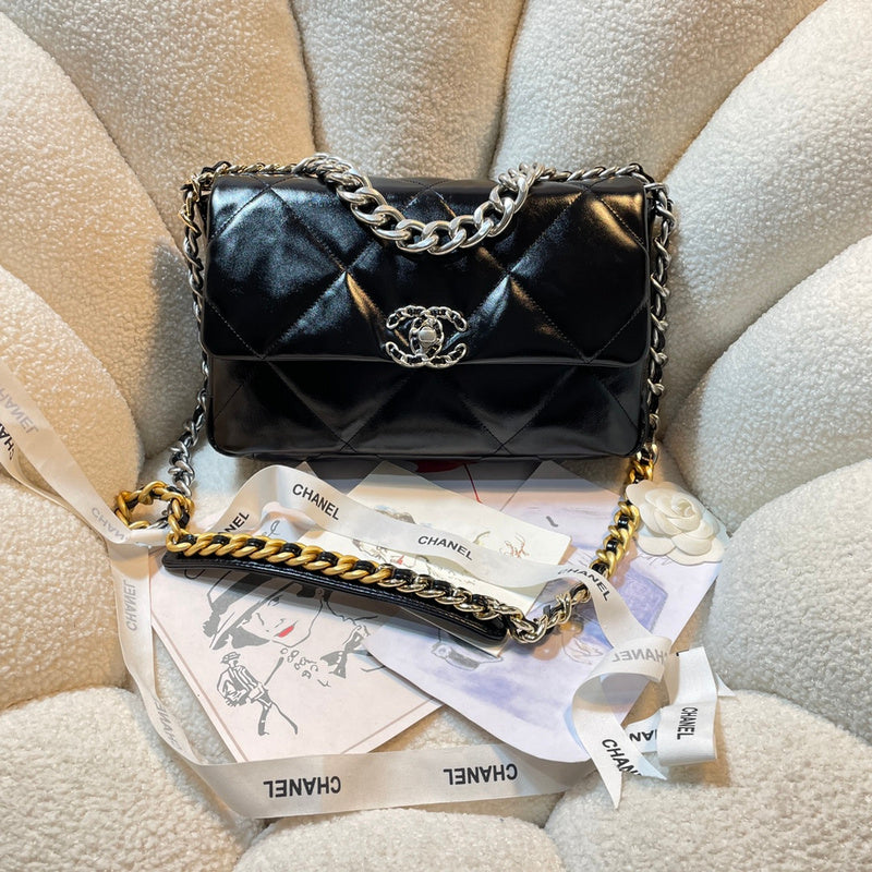 Zivas Charm Everyday Sophistication Designer Handbag (Designer-Inspired Craftsmanship) – Front View