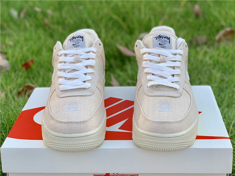 Nike Men's & Women's Designer Low-Top Shoes — Style 029 angle view