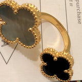 Full view of Van Cleef & Arpels unisex jewelry piece