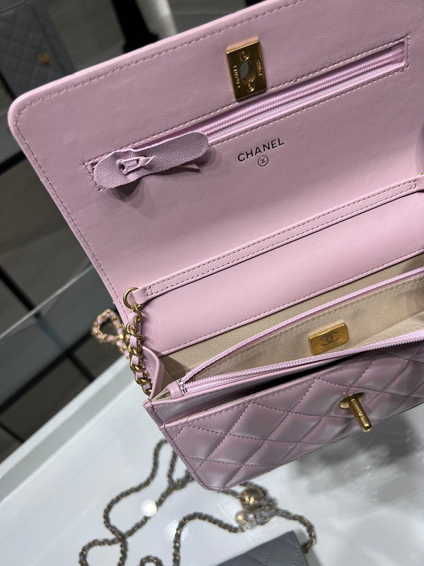 Zivas Charm Modern Minimalist Look Designer Handbag (Everyday Luxury Essential) – Back View