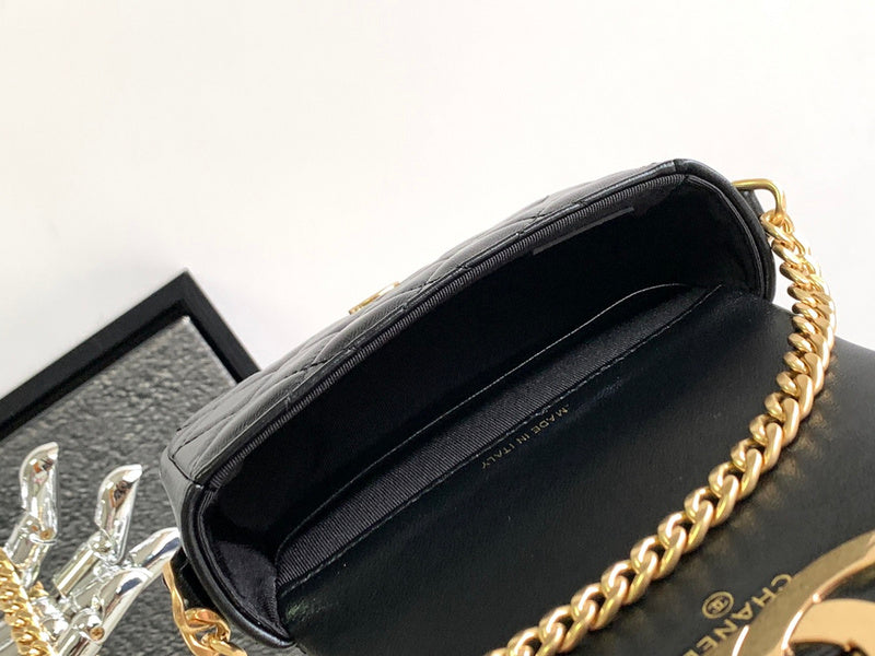  women's handbag, versatile design, view 4