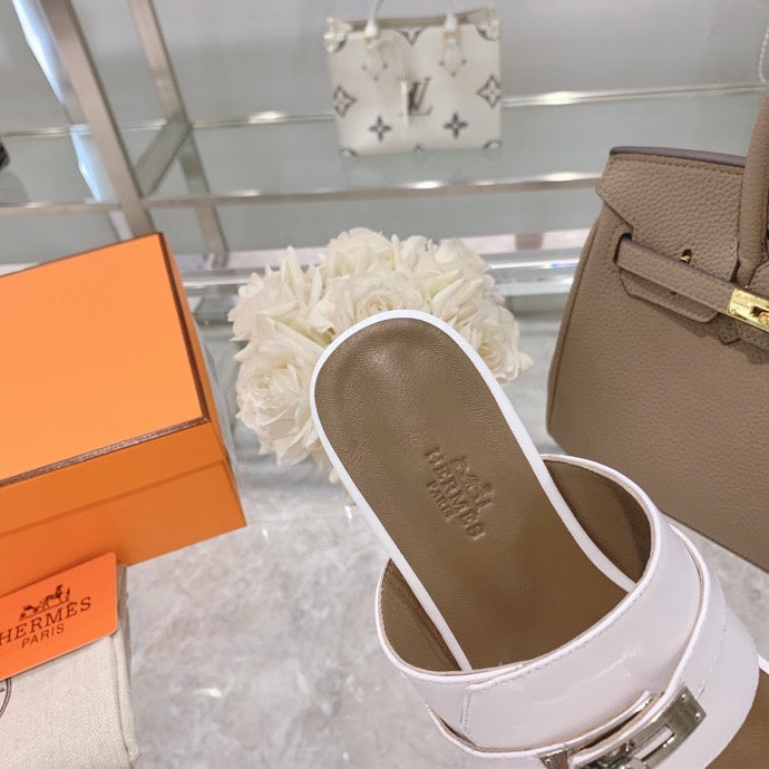 Hermes shoes Style 371 - full pair display
