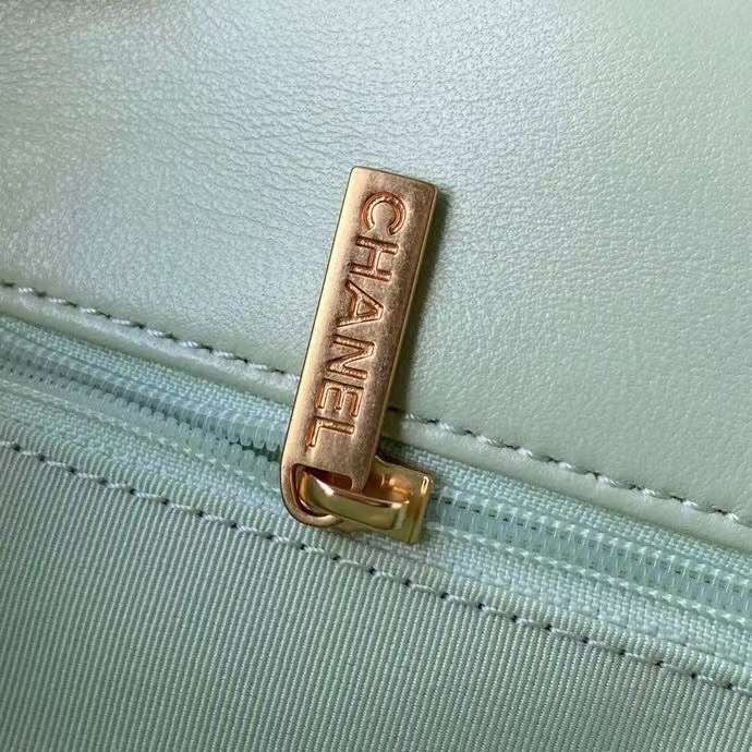  handbag, spacious everyday style, image 8