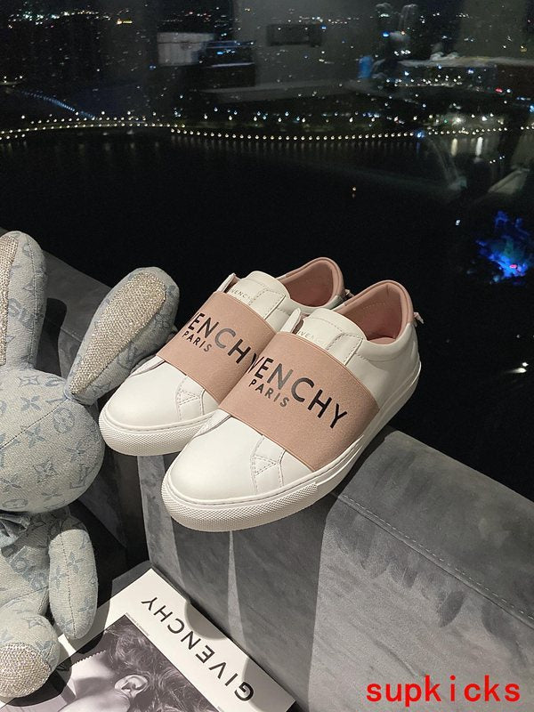 Givenchy shoes Style 086 - top view showing design