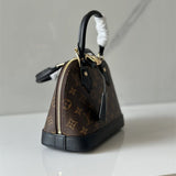  structured shopper bag styled with outfit 18