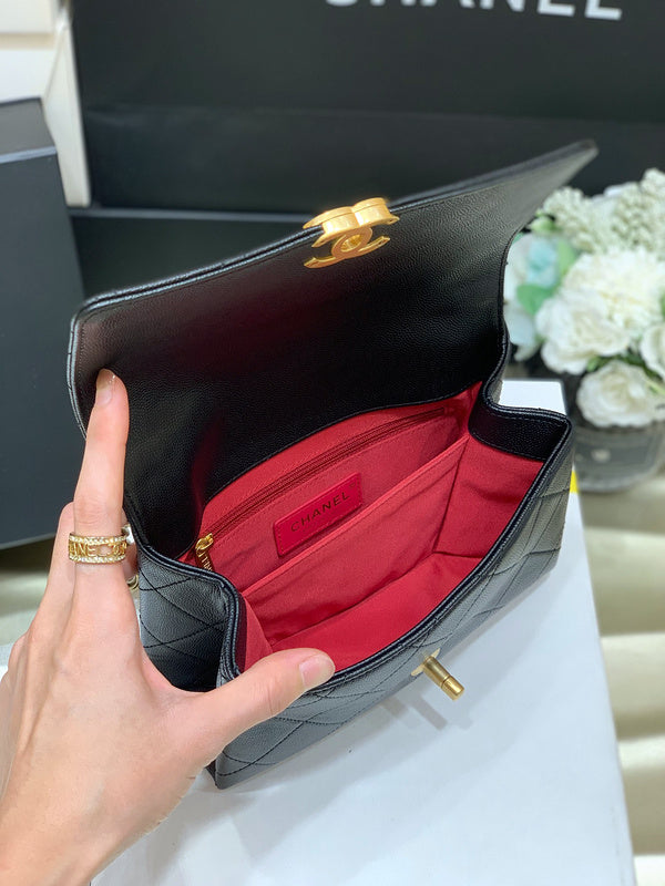  women's handbag, versatile design, view 2