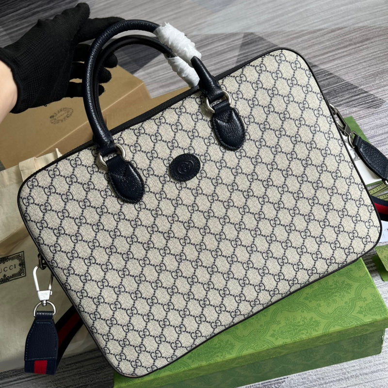 Handle and strap detail of refined premium women's handbag – women's everyday handbag
