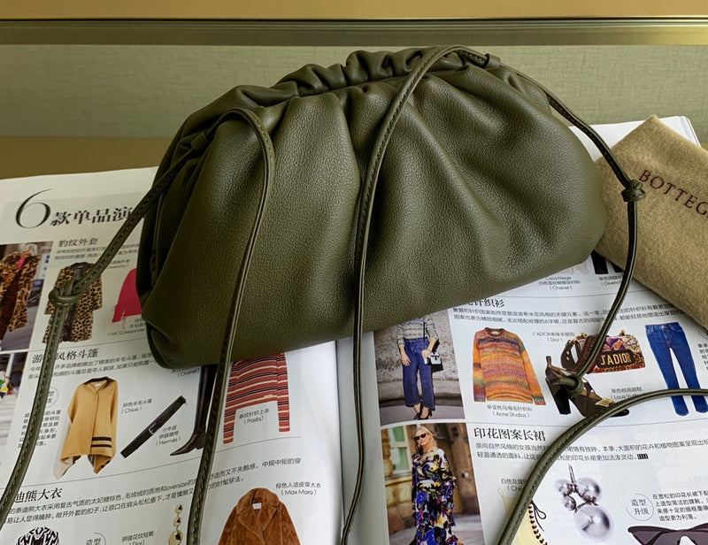 Structured Faux Leather Handbag - Chic Everyday Appeal | Women's Luxury Handbag #1737 - product detail shot (image 10) of designer-inspired handbag