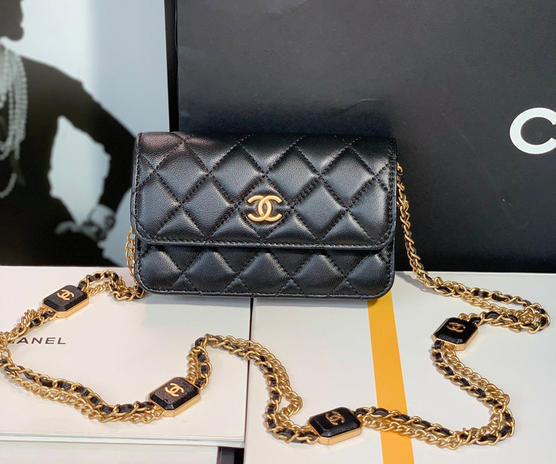  women's handbag, compact design, view 1