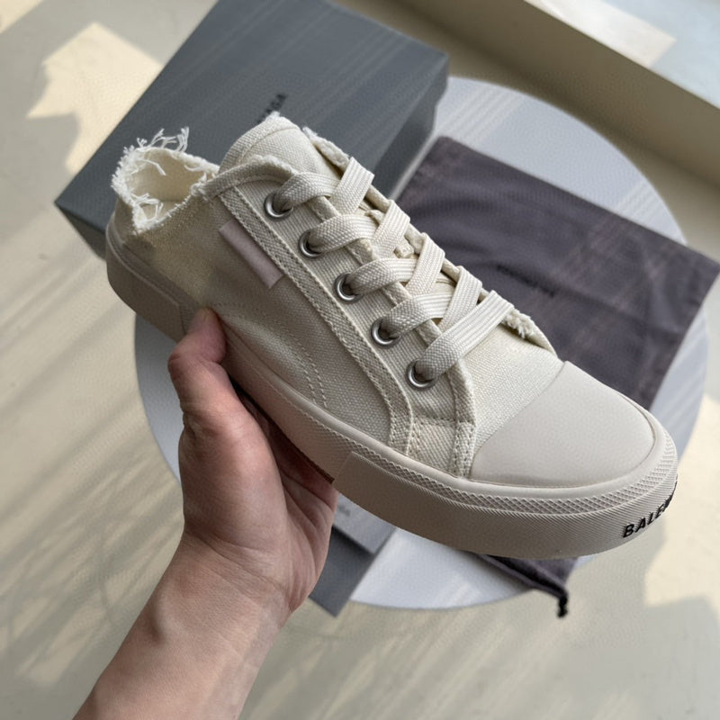 Zivas Charm Polished Finish Designer Shoes (Effortless Everyday Style) – Lifestyle Shot
