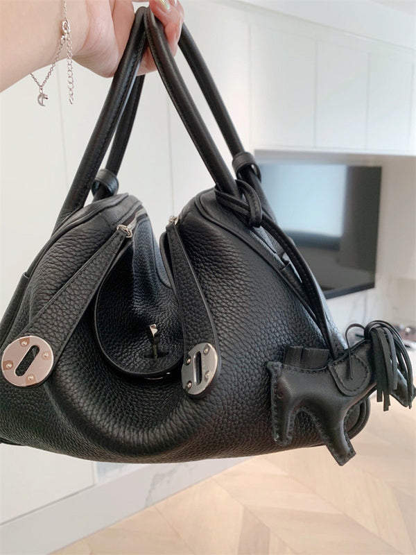  Refined tote bag front view
