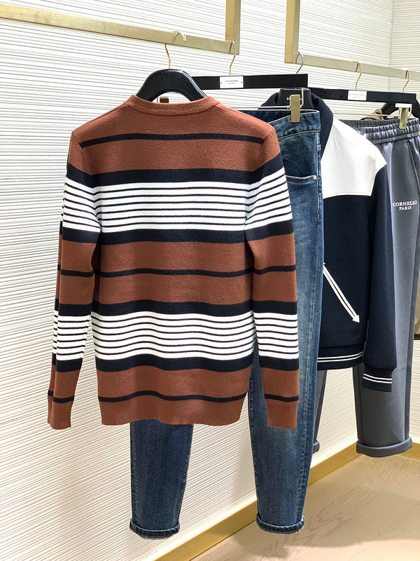 Styling view of Burberry luxury piece style No.490