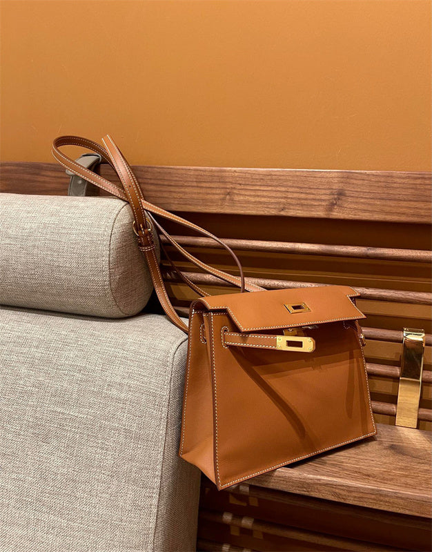 Close-up detail of everyday-ready bag design