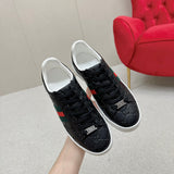 Gucci classic monochrome luxury sneakers view 10 heritage-inspired look